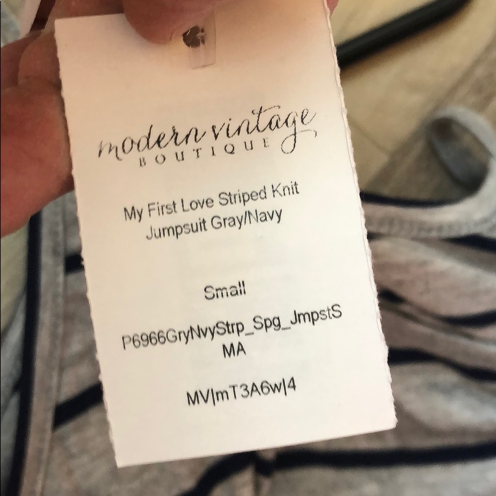 Jumpsuit - Picture 7 of 7